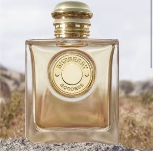 Burberry goddess perfume